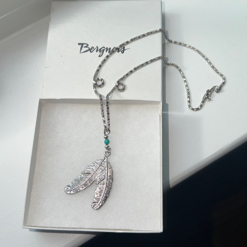 Silver Feather Pendant Necklace